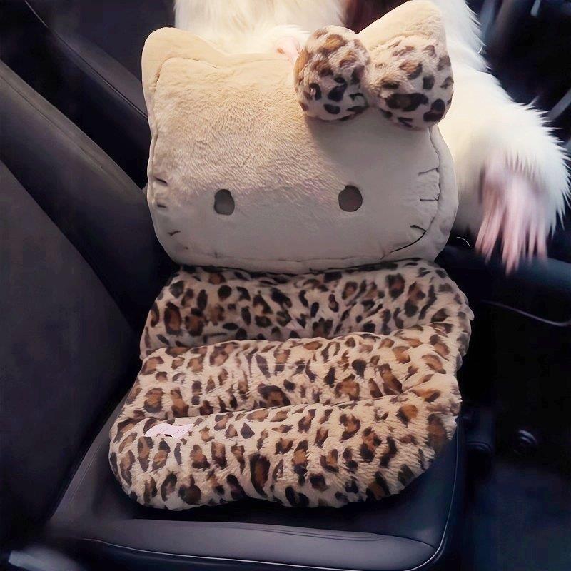 哈喽kitty豹纹靠垫秋冬季加绒加厚久坐不疼汽车坐垫可爱汽车装饰.