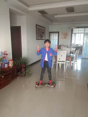 智能电动平衡车儿童成年学生两轮平行车怎么样？不要单看众测表面？