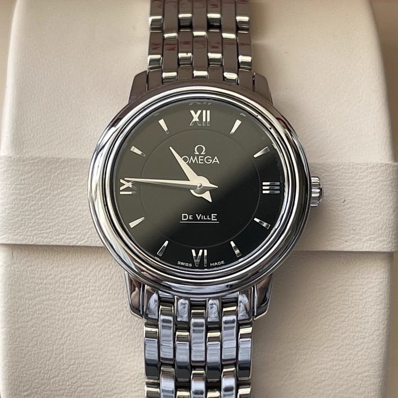 [9.8新]欧米茄碟飞手表女款石英女表424.10.24.60.01.001表径24mm