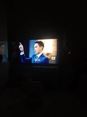 我想问下VIDAA55V1F和创维55M7S哪个好，选哪个不后悔呢