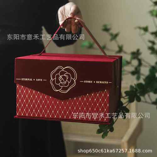 山茶花手正方形欧式喜糖盒子高档提RSP 回礼创意结婚婚礼 绒布伴