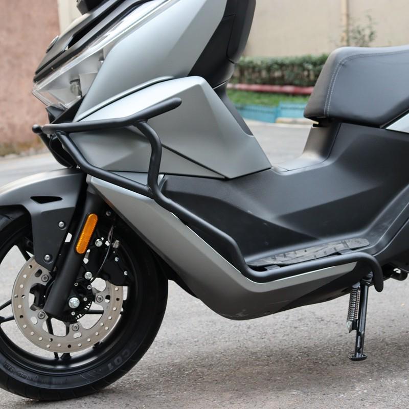 适用无极SR250gt改装车身防摔杠LX250T保险杠摩托车竞技护杠配件