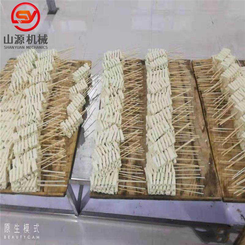 豆腐串油炸机 全自动连续式豆腐串油炸机器 兰花干油炸机设备