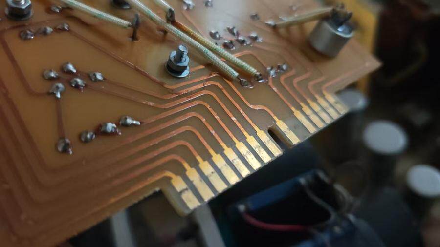 4月13日北京【京械5001】单位淘汰报废处置镀金老仪器一套网络拍卖公告