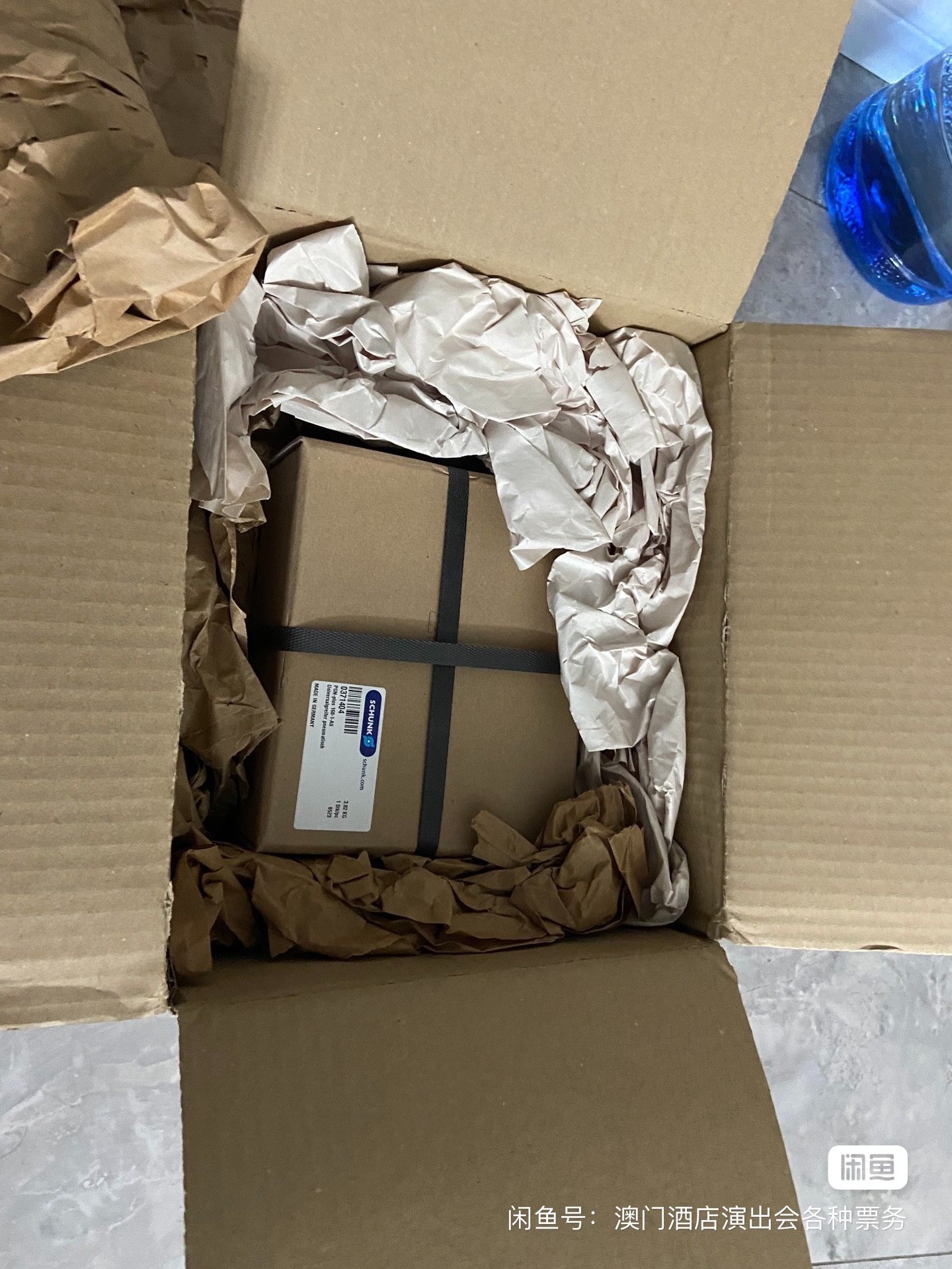 原厂全新外包装未拆，未使用，雄克夹爪货号371404