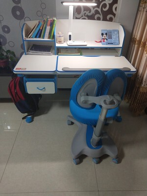 爱学习儿童学习桌使用感受揭秘，是否值得大家入手呢？