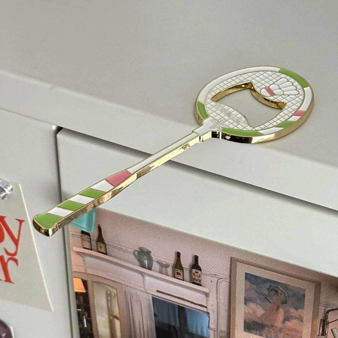创意羽毛球拍造型冰箱贴开瓶器合金材质运动主题磁性贴个性装饰品