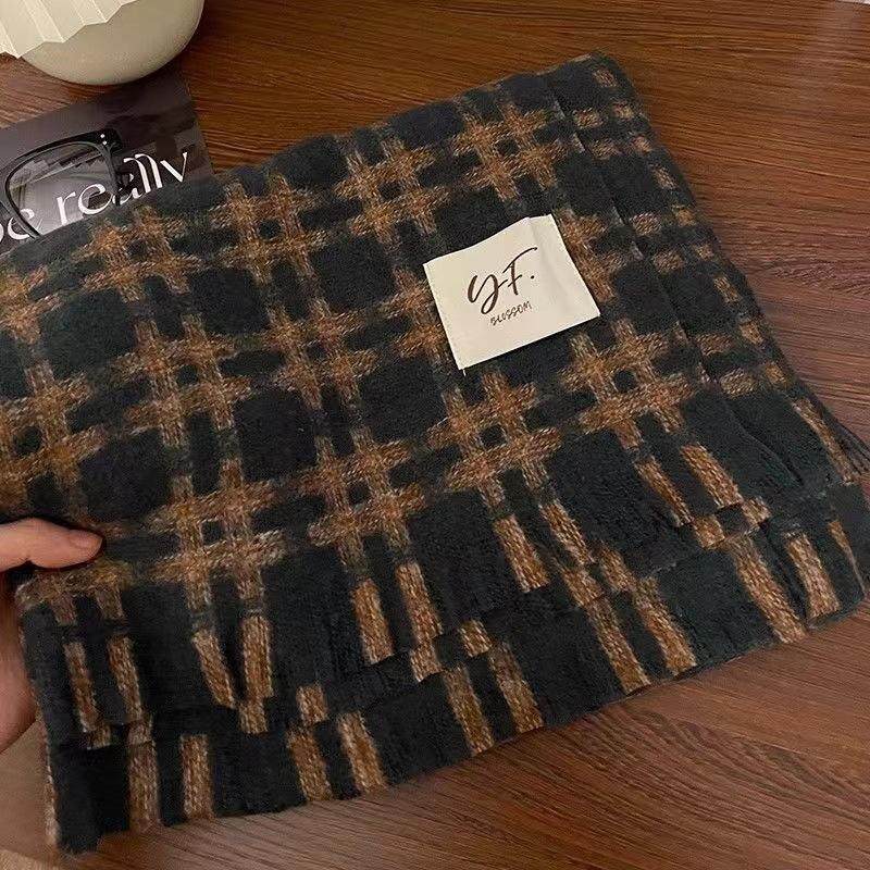 围巾女秋冬季2024新款格子韩系加厚英伦风披肩高级感氛围保暖围脖