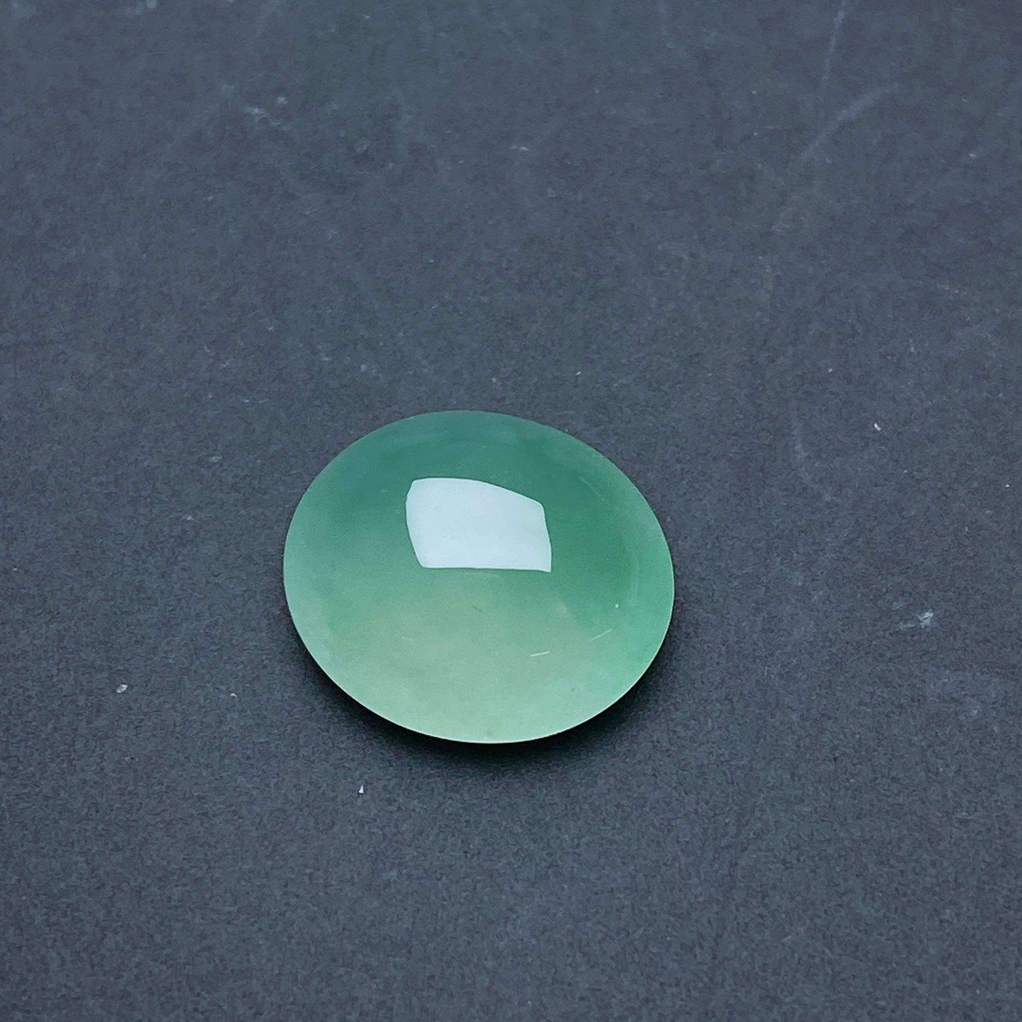 缅甸天然翡翠a货冰底色蛋面裸石fxj尺寸:14.8-13.3-7mm