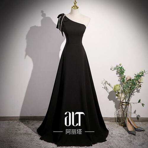 黑色晚礼服女轻奢宴会主持法式钢琴演奏声乐艺考小提琴高级感礼服