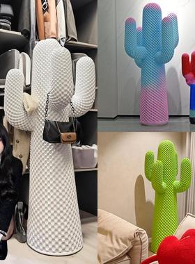 网红仙人掌衣架落地摆件衣帽架玻璃钢雕塑服装店橱窗客厅美陈装饰