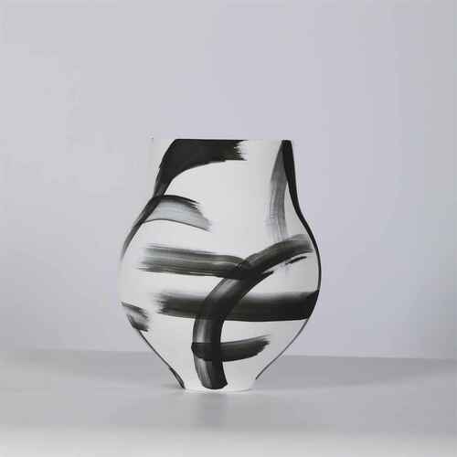 民寂陶瓷花瓶摆件插花黑家居装侘中式新样板间白线宿软饰品器手绘