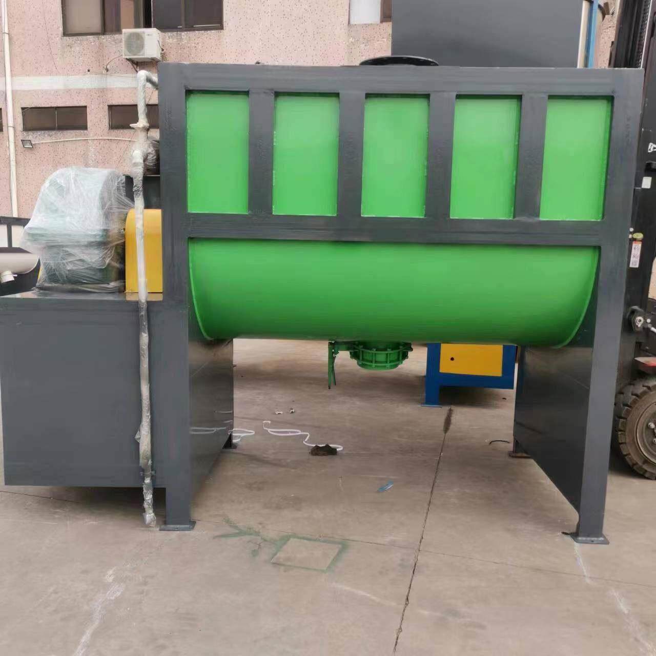 福建U型槽粉剂拌料桶湖北调味料面粉混合机安徽磷钾雾化搅拌机