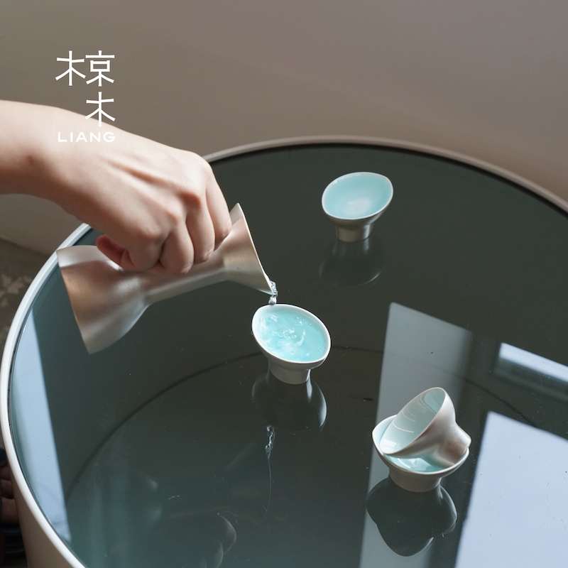 椋木月影白酒杯套装轻奢陶瓷手工刷银分酒器小酒杯套装送人礼盒装