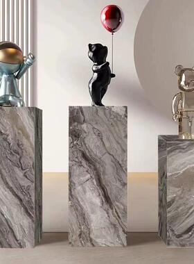 别墅大平层岩板底座客厅沙发电视柜旁边落地摆件大型软装置物花架