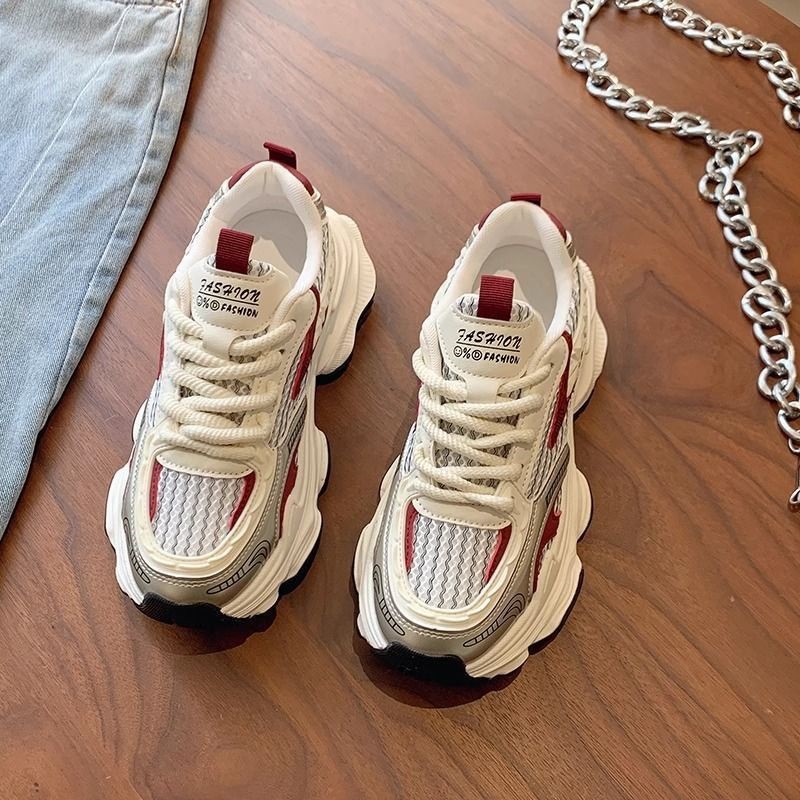 ins老爹子女松糕街拍学生老爹鞋