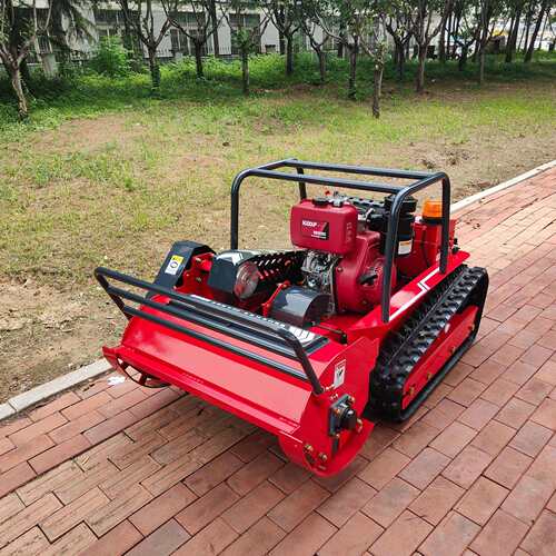lawn mower 柴油款遥控碎草机 全地形细小树枝割草机 可出口北美