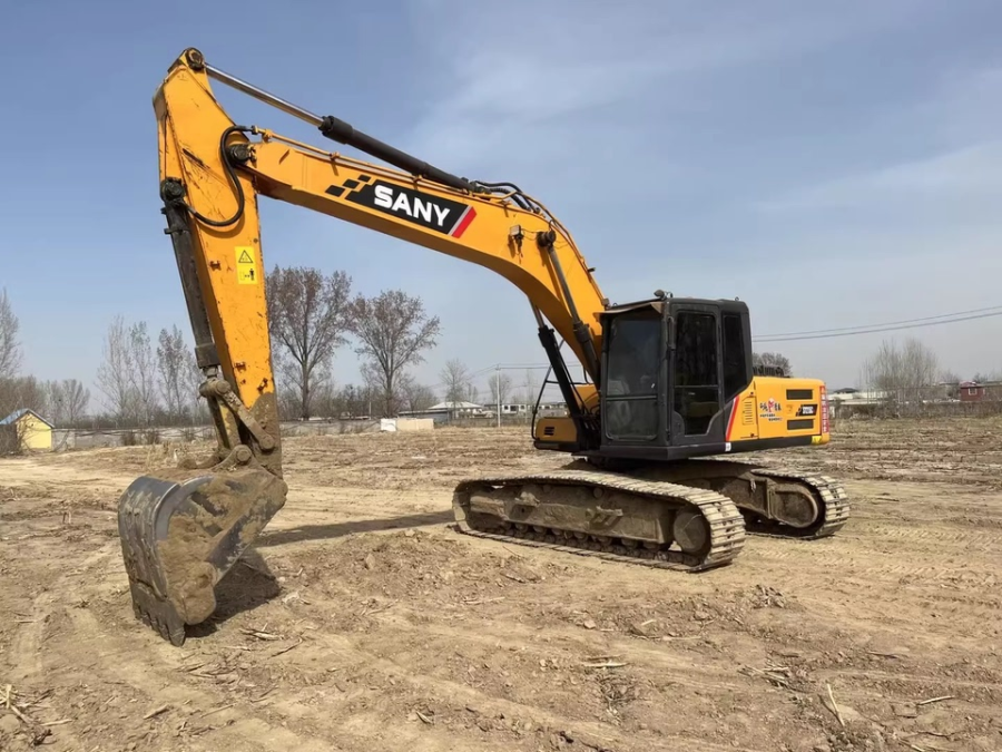 12月19日保定三一215挖掘机网络拍卖公告