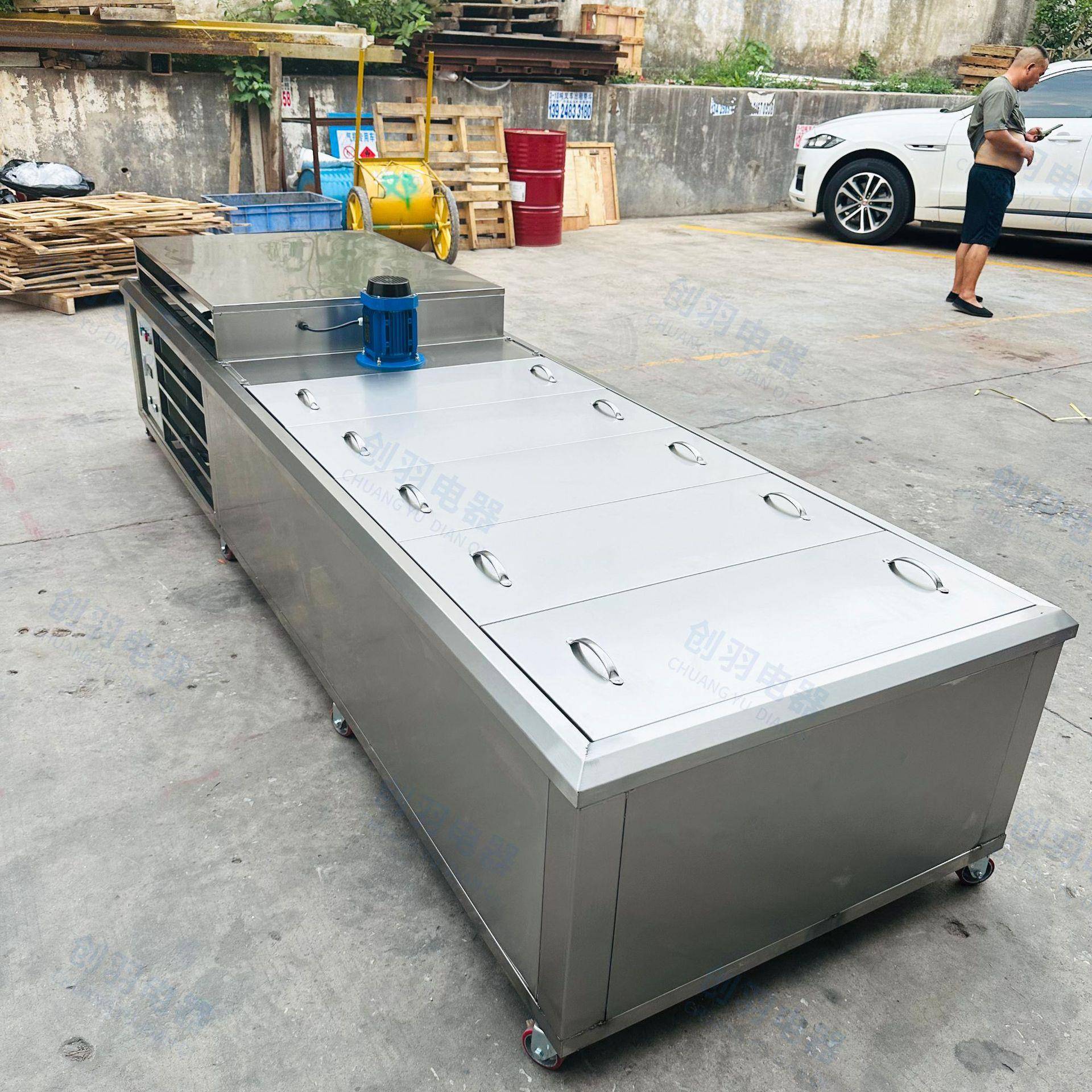 SpongeIciclemachine绵绵冰机圆桶圆柱制冰机送技术免费教学