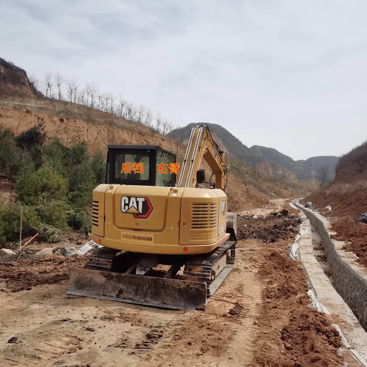 卡特挖机玻璃新款307 309国四挖掘机挡风前后左门推拉窗户臂玻璃