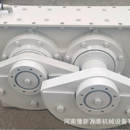 新乡厂家供应背包箱式齿轮式强制同步稀油激振器