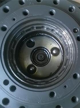 适用 大宇150/ 现代130/神钢SK135行走牙箱 齿轮箱 减速机