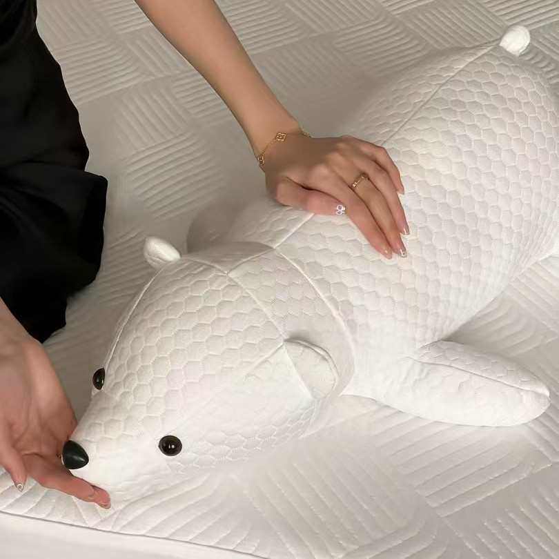 凉感北极熊抱枕 可爱童趣熊熊抱枕 床上抱枕 床头靠垫,居家布艺,靠垫/抱枕,淘宝优惠券,粉丝福利购,淘宝优惠卷