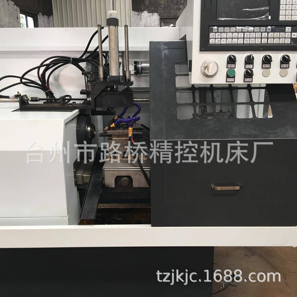 供应全自动数控车床自动仪表数控机床自动送料浙江数控厂家