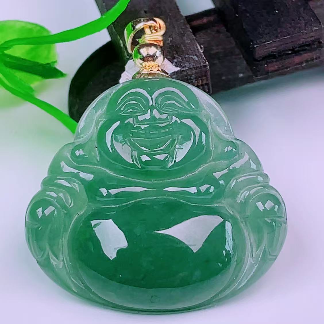 天然真品翡翠冰蓝水天空蓝满色高端精品珠宝厚装闪拍佛公玉石吊坠