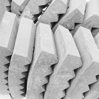 磨家供应销售耐高铬板锤砂机高铬制耐磨板厂锤制沙机反超细破双击