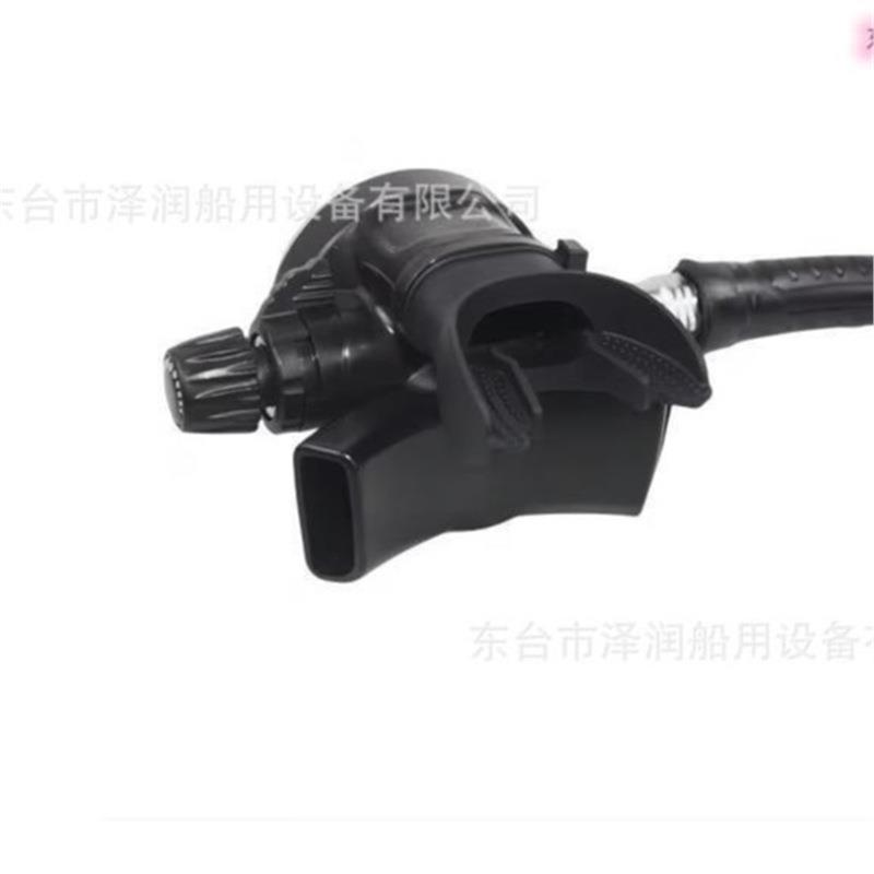 潜水调节器装备一级调节器二级调节器三联表ZT203主用