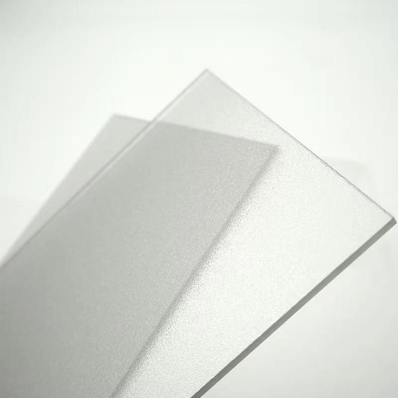 pc磨砂耐力板单面塑料浴室门窗隔断磨砂板防雾滴半透明实心PC板