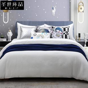 儿童房床品样板间多件套太空熊蓝色软装 青少年男孩样板房床品轻奢