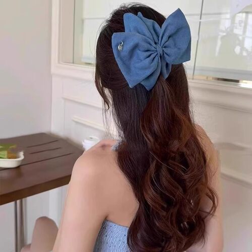 Cowgirl Triangle Hair Clip for Women with a High-End Feel, 2
