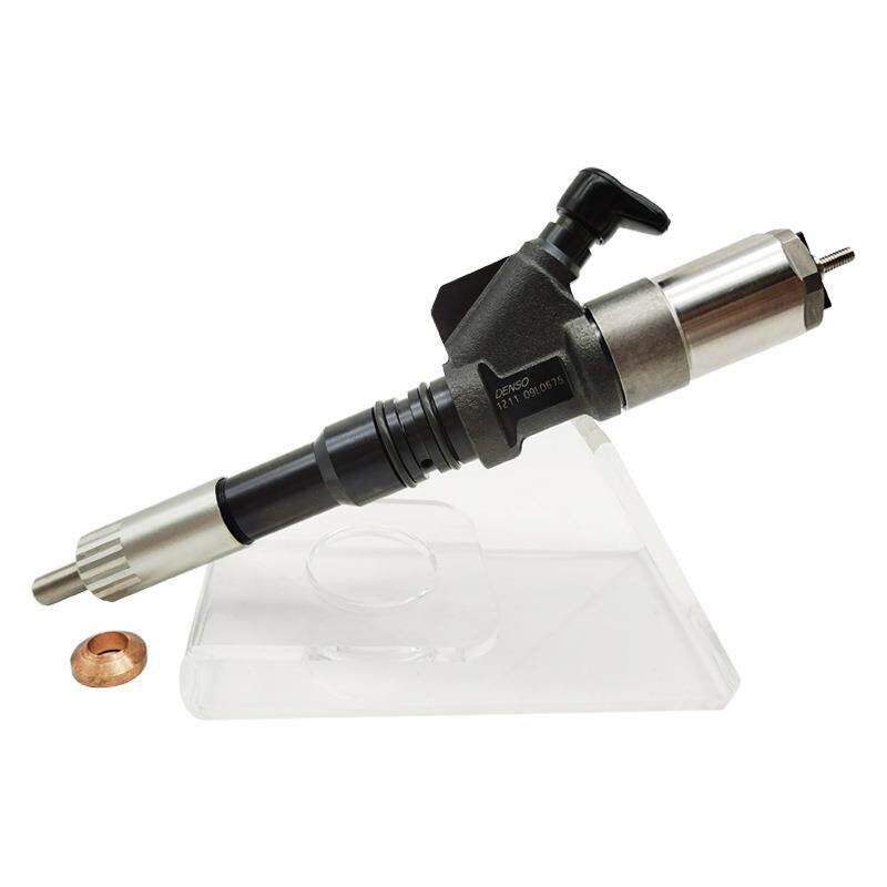 挖机配件 0950001211喷油器适用于小松 PC400-7 S6D125发动机