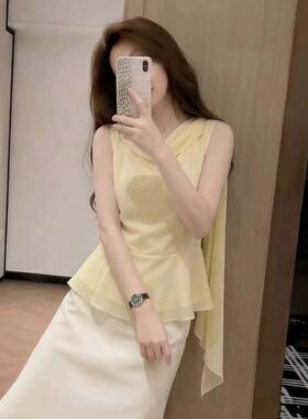 法式飘带领无袖上衣显瘦百搭减龄通勤风黄色2026夏季新款小众女装