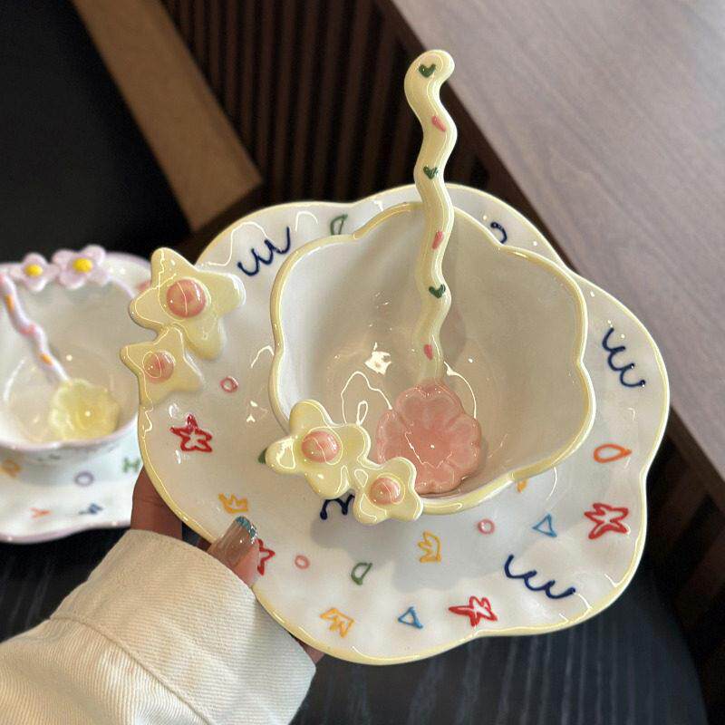 少女心浮雕釉下彩家用米饭碗盘陶瓷餐具甜品碗水果麦片沙拉碗点心