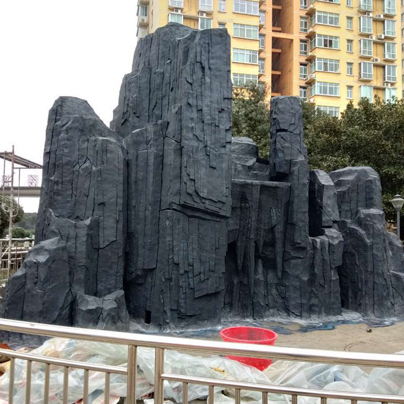 水泥假山塑石假山人造假山现场施工制作