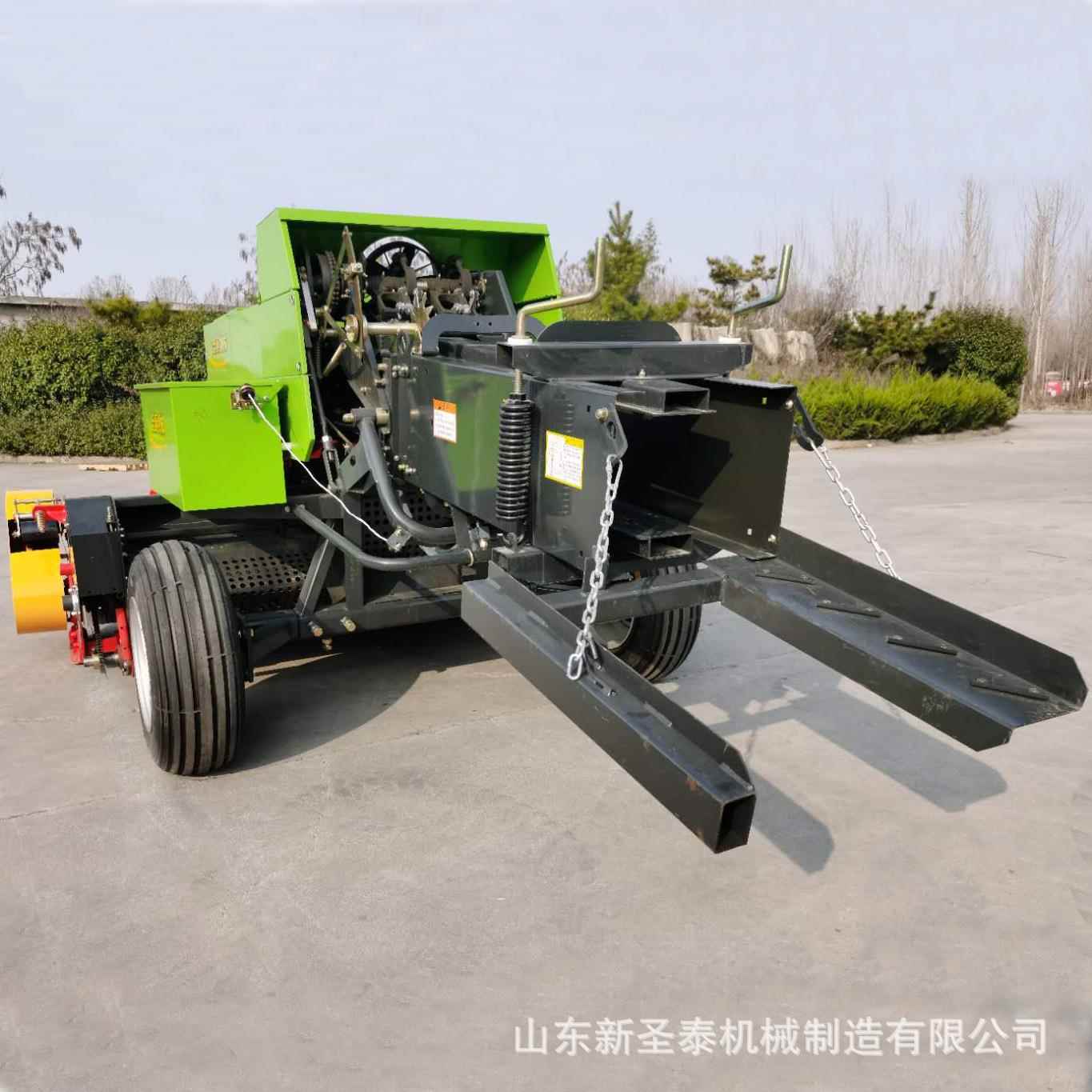 四轮带秸秆捡机拾打捆视MKZ农补频型秸秆稻方形打捆机方捆压草包