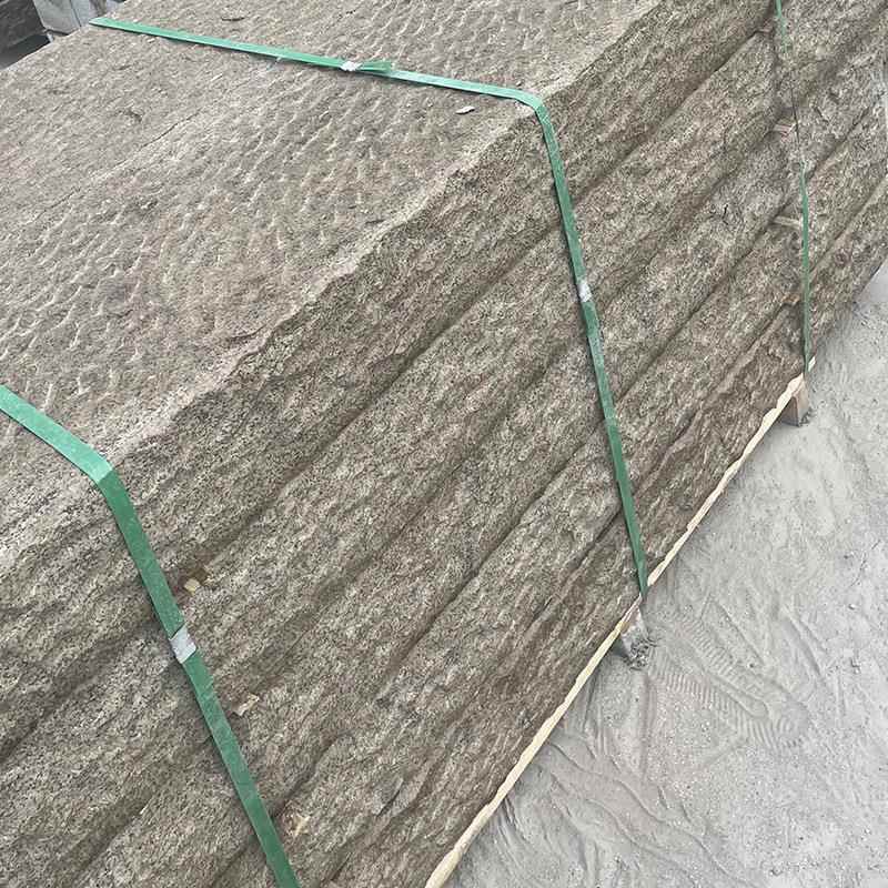 老石板厂切割做黄旧石材石锈石花岗岩白锈石园家林铺路老石板做旧