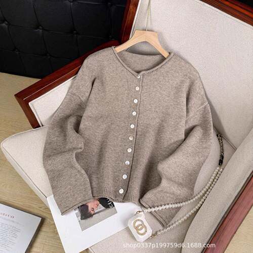 Women'S Vintage Knit Cardigan With Rolled Hem, Simple Solid