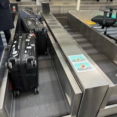 机场值机不锈钢行李称重输送机菱形传送带输送设备