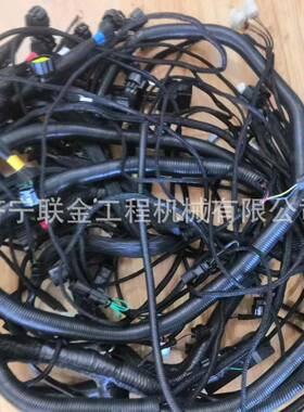 XIAO松PC200-7老款6D102发动机 外线 20Y-06-31611