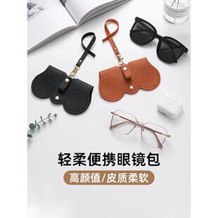 墨镜放进收纳包，拿取方便，防止刮花镜面 放包里 挂起来都特方便
