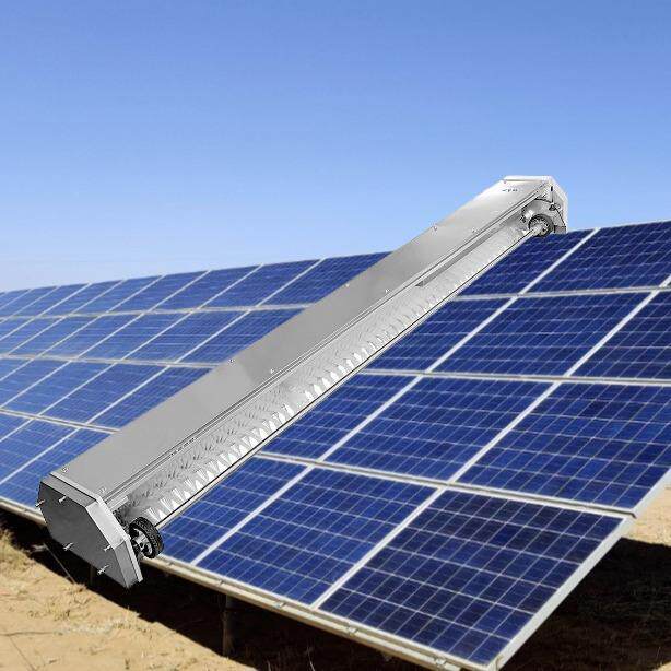 工业光伏板清洗设备光伏电站清洗机器人工具太阳能板自动清洗机