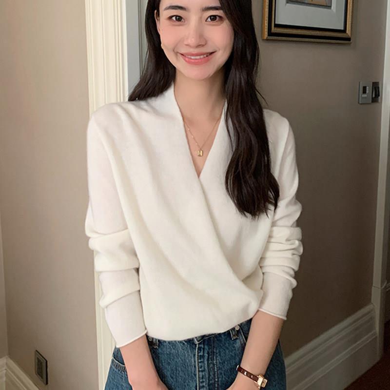 山羊绒衫女交叉v领毛衣套头 2024新款秋冬纯色宽松羊毛针织打底衫