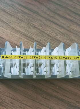 GCE7002397R0119辅助开关S8S95NO/5NC