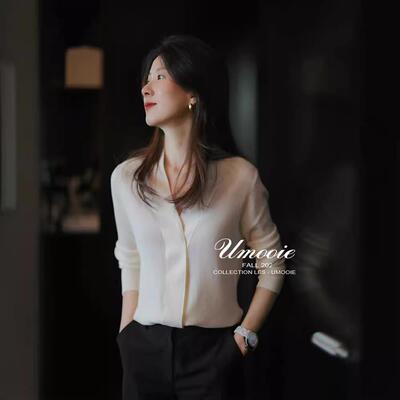 港米服饰/2026春季新款女装 简约大气暗门襟V领羊毛针织衫开衫