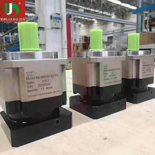 行星减速机MD064-3-200速比可选精密斜齿轮减速头