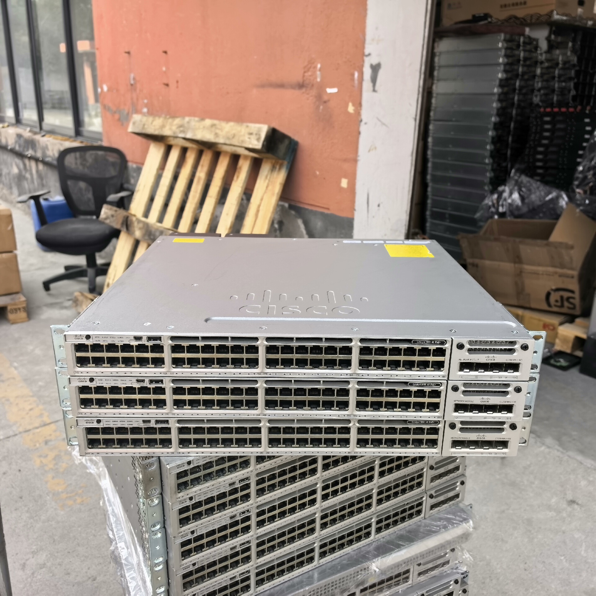 思科 WS-C3850-48F-S 48口千兆POE+ 交换